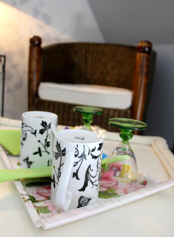 En Bord De Seine Bed & Breakfast Duclair Bilik gambar