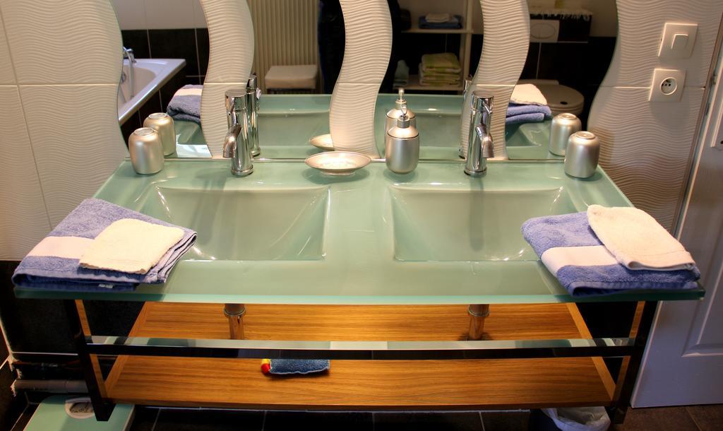 En Bord De Seine Bed & Breakfast Duclair Bilik gambar