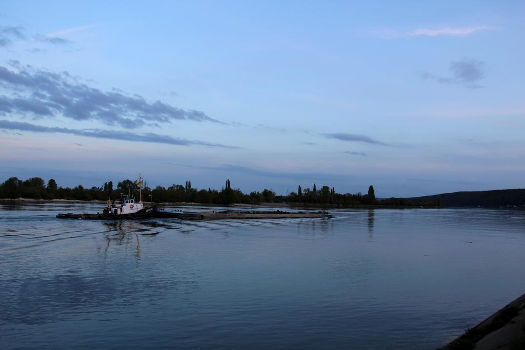 En Bord De Seine Bed & Breakfast Duclair Luaran gambar